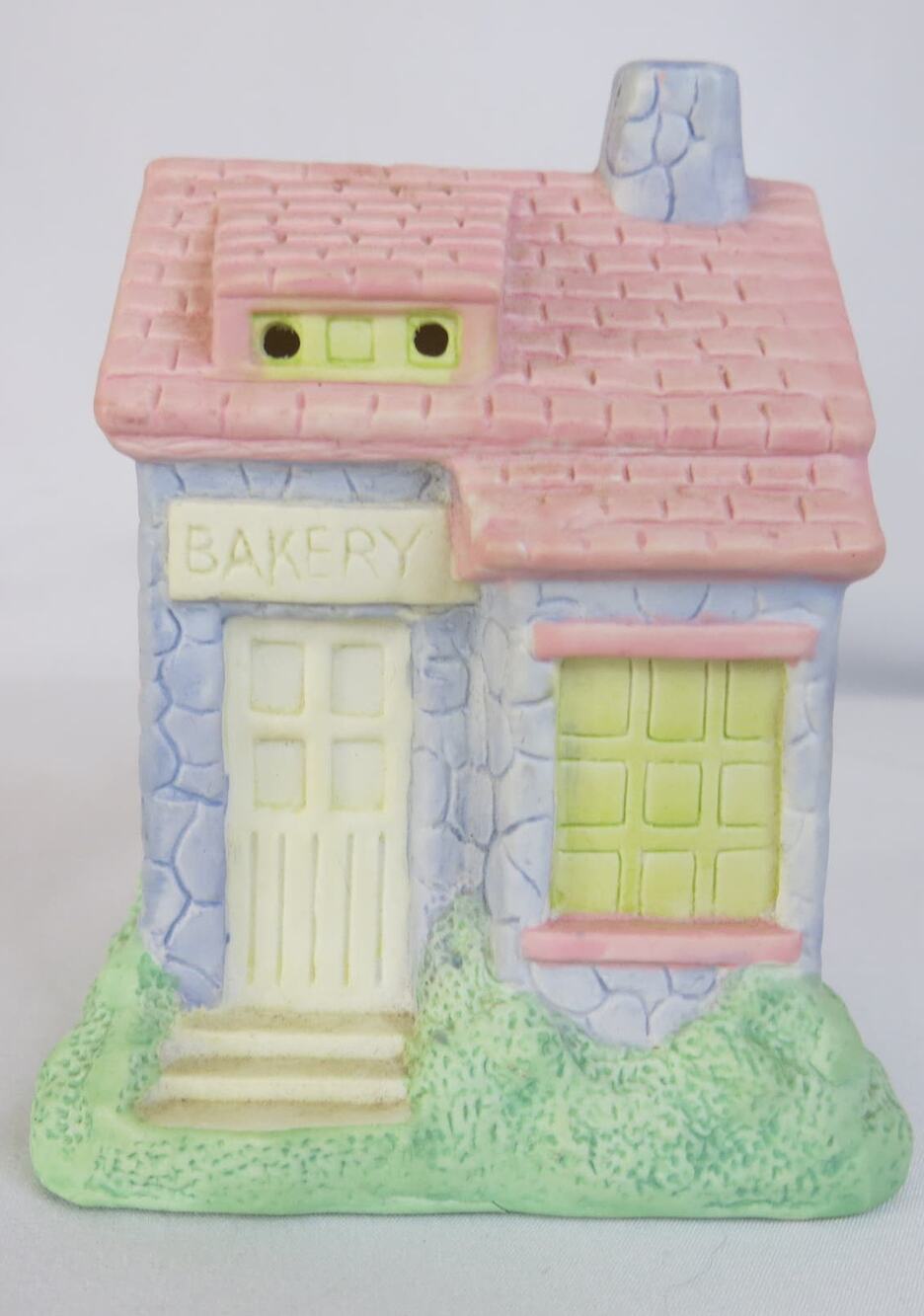 Vintage EASTER VILLAGE Bakery Ceramic House Light Up* 4"x5" Pink Purple 1980's